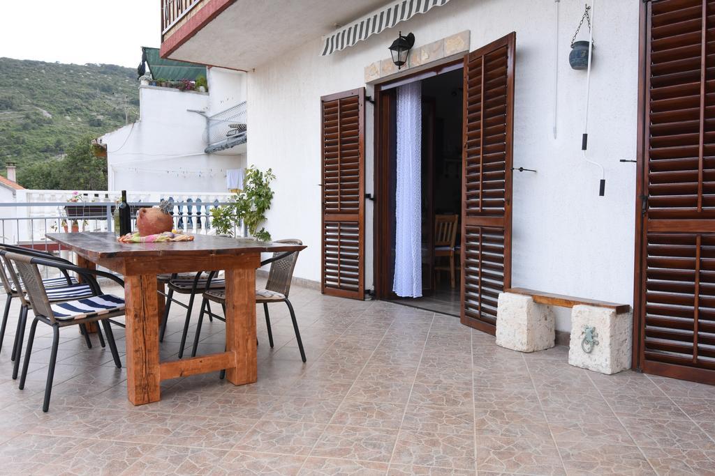 Apartma Stella Vis